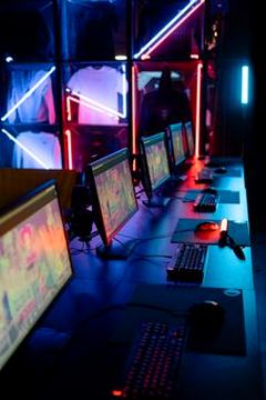 game gian lận 8Day